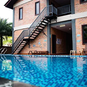 villa-vintage.tophotelslangkawi.com/
